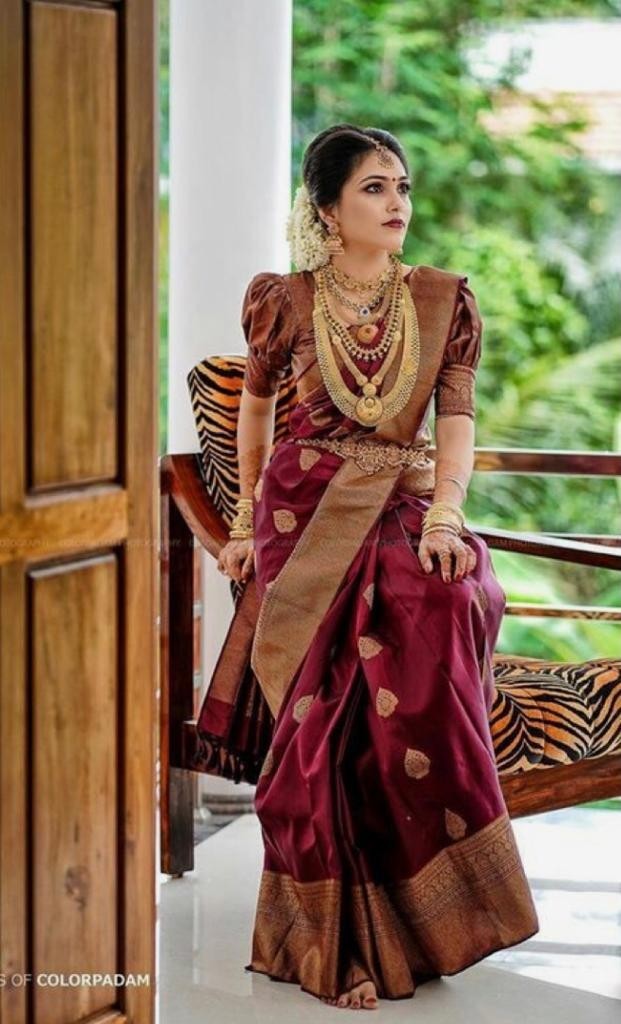 Buy online Plain Maroon Saree With Blouse from ethnic wear for Women by  Vairagee for ₹1369 at 84% off | 2023 Limeroad.com